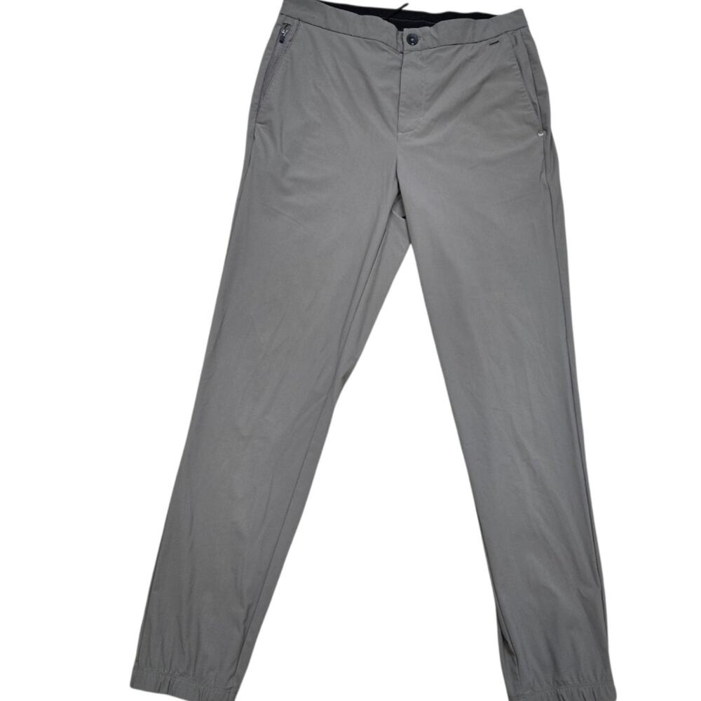 Vuori Gray Fleet Pants Joggers Sz M. Perfume odor